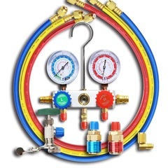 真空ポンプ＆エアコンガスマニホールド貸します