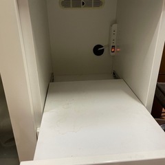 東京インテリア　食器棚の画像