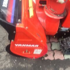 ヤンマー    除雪機 .YSR82H-E .8.5馬力. 除雪幅710㎜ 整備済みの画像