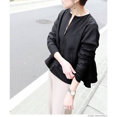 coca コカ バックフリルノーカラージャケット オリジナル ブラックの画像