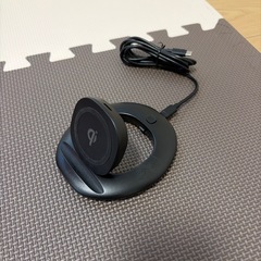 ワイヤレス充電器　Q i対応の画像