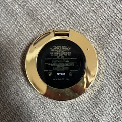 新品！イヴサンローラン　クッションファンデの画像