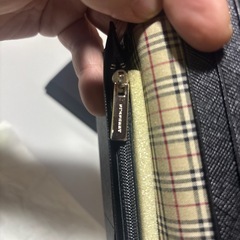 BURBERRY牛革財布の画像