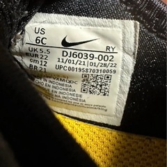 NIKEベビースニーカー　ナイキキッズスニーカーの画像