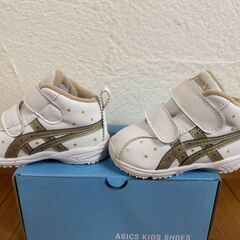 結構美品です。アシックス（Asics）ベビーシューズ ベビースニーカー サイズ13.0cm　GD.RUNNER BABY の画像