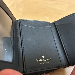 kate spade 黒 三つ折り小型財布の画像