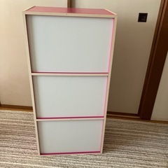 ３段ボックスの画像