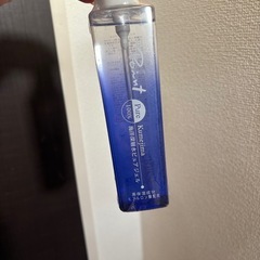 化粧水などの画像