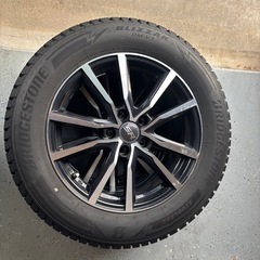 ブリヂストン　17インチホイール付きスタッドレス4本セットの画像