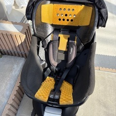 コンビ　チャイルドシート　2つの画像