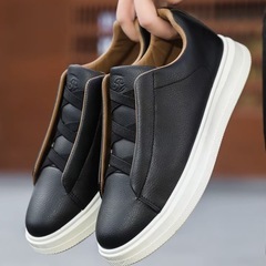 靴、ジュースの画像