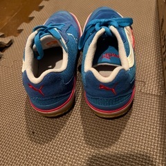 【美品】プーマ　フットサルシューズの画像