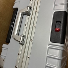 キャリーケースの画像