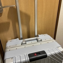 キャリーケースの画像