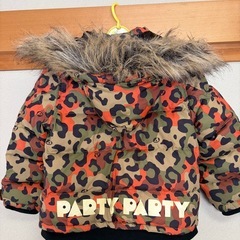☆PARTY PARTY パーティーパーティー ダウンジャケット 迷彩 フード取り外し可能　120☆の画像