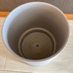 アクタス ポットスタンド プランターカバーの画像