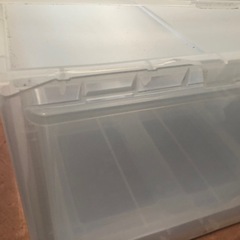 最終！11/3の18時〜24時迄【本日引越しのため】3段収納BOX ※後方が割れてます🙏の画像