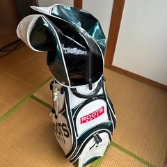 ゴルフバッグROOTS中古
の画像