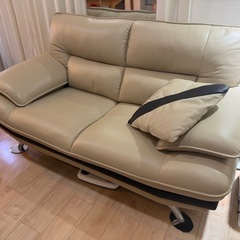 ニトリ２人がけソファの画像