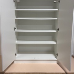 11月3日の17時から20時まで。IKEAのKLEPPSTAD 　の画像