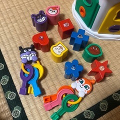 アンパンマン　おもちゃ　かぎいっぱい育脳パズルの画像
