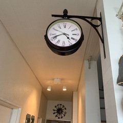 ❤️断捨離早い者勝ち　オシャレな時計両面時計になってますよインテリアの画像