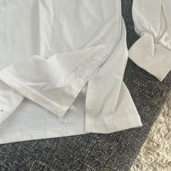 長袖シャツの画像