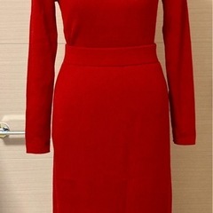 ニットセーター&スカート
セットアップの画像