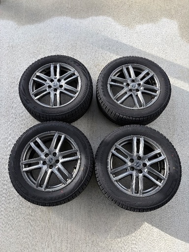 ［更に値下げ！］ブリヂストンスタッドレス205/55/R16 使用少