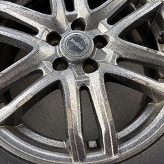 ブリヂストンスタッドレス205/55/R16の画像