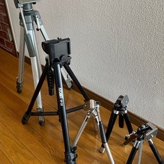 カメラ　ビデオ　三脚　セット売りの画像