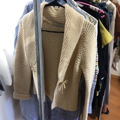 服　ワンピ　カーディガン　デニム　ニットの画像