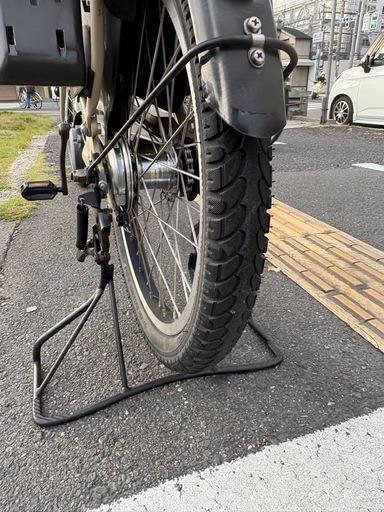 中古20インチブリヂストン電動アシスト自転車　12Ah4点灯　大阪