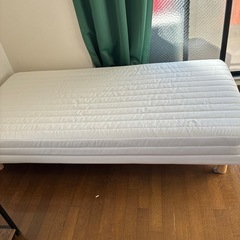 無印シングルベッドの画像