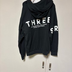 アディダス　メンズパーカーの画像