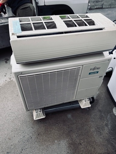 富士通　2017年　2.5kw エアコン
