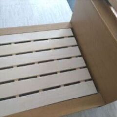 札幌市近郊にお住まいの方限定！送料無料！シングルすのこベッド コンセント、照明、宮棚付きの画像