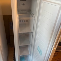 ★無料★AQUQ 冷凍庫の画像