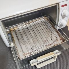 アメリカのトースター　BLACK+DECKER　※120Vなので、家に対応できるコンセントがある方は使えます。キッチン周辺のコンセント等をご確認ください！(2枚目の写真参照)の画像