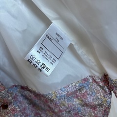 軽めのコート　女の子　110cm 花柄
の画像