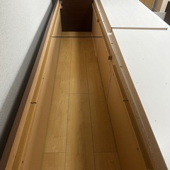 （応募締め切り）ニトリシングルベッド（収納付き）コンセント2口、照明付きの画像