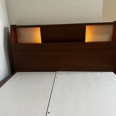 （応募締め切り）ニトリシングルベッド（収納付き）コンセント2口、照明付きの画像