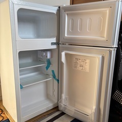 ミニ冷蔵庫の画像