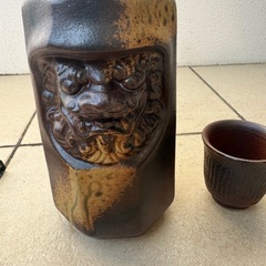 よく分からない、酒瓶？
の画像