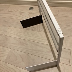 山崎実業　tower タオルハンガー　バスタオルハンガーの画像