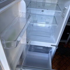 冷蔵庫、洗濯機、電子レンジを清算価格で販売の画像