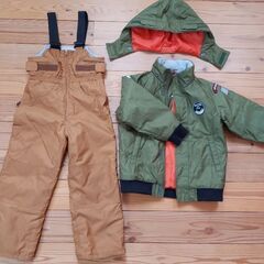 スキーウエア　サイズ110の画像