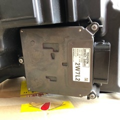 左ヘッドライトの画像