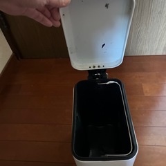 リユースゴミ箱
の画像