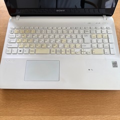 SONY VAIO SVF153B1GNの画像